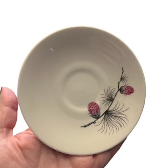 Vintage 1960's Cannonsburg Wild Clover Demi Cup and Saucer EUC CottageCore Indie - Picture 3 of 14